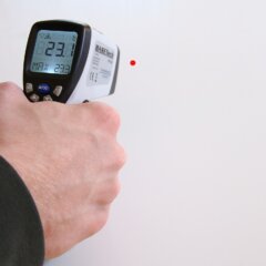 Fizycy z PAN wymyślili, jak zmniejszyć ucieczkę ciepła przez szyby